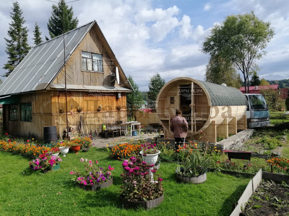 Баня-бочка круглая из кедра с верандой (все размеры)